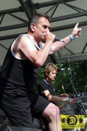 Mark Foggo (NL) and His Skasters 19. This Is Ska Festival - Wasserburg, Rosslau 27. Juni 2015 (3).JPG